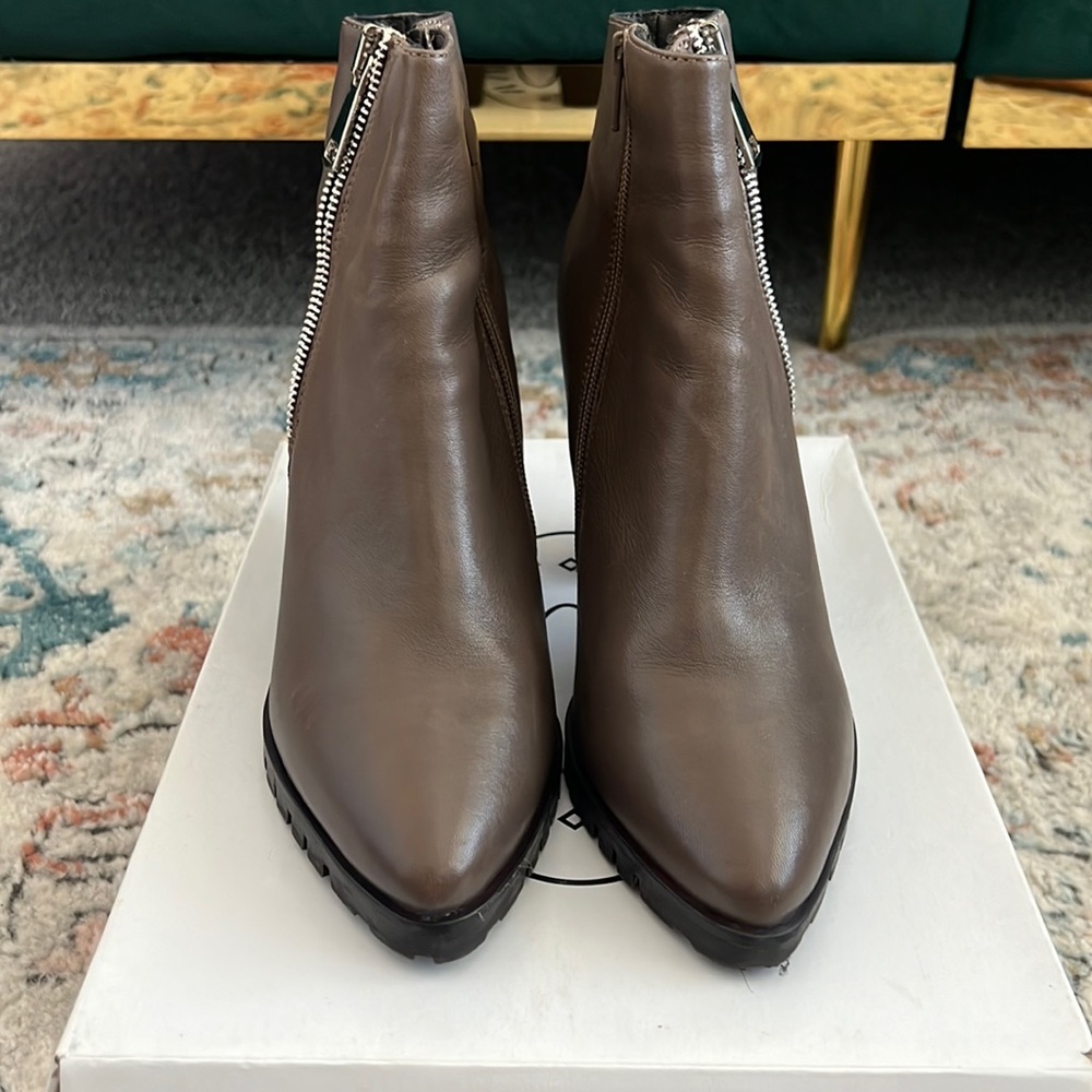 Steve Madden Korra Side Zipper Heel
